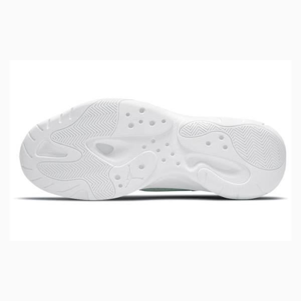 Nike CMFT Low Barely Green Tennarit Miesten Air Jordan 11 Vihreä Valkoinen Mustat | JD-261BU