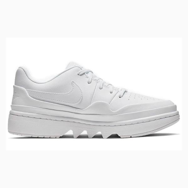 Nike Jester XX Low Laced Tennarit Naisten Air Jordan 1 Valkoinen | JD-045ZV