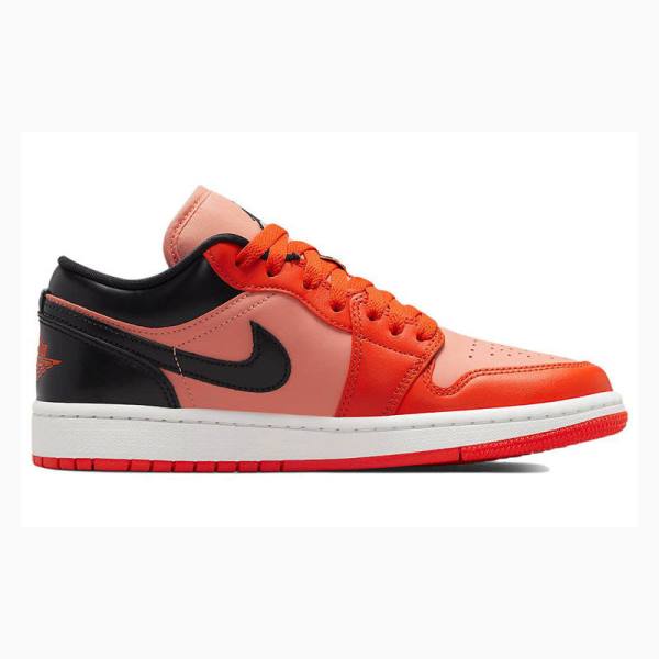 Nike Low SE Crimson Bliss Tennarit Naisten Air Jordan 1 Punainen Mustat | JD-395GN