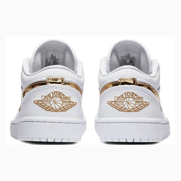 Nike Low SE Metallic Tennarit Naisten Air Jordan 1 Valkoinen Kultaiset | JD-769UG