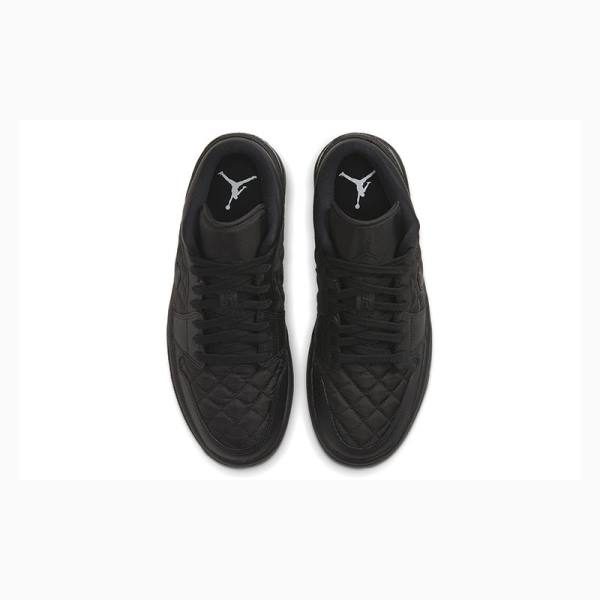 Nike Low Triple Black Quilted Tennarit Naisten Air Jordan 1 Mustat | JD-682HK