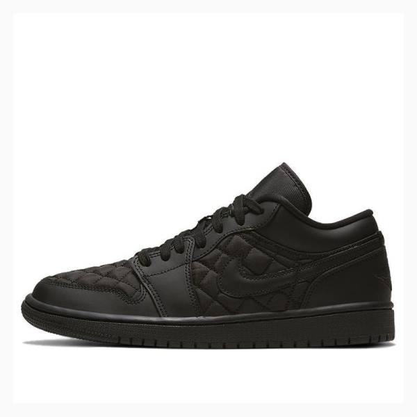 Nike Low Triple Black Quilted Tennarit Naisten Air Jordan 1 Mustat | JD-682HK