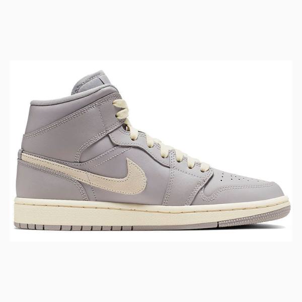 Nike Mid Atmosphere Pale Ivory Koripallokengät Naisten Air Jordan 1 Harmaat | JD-519NQ