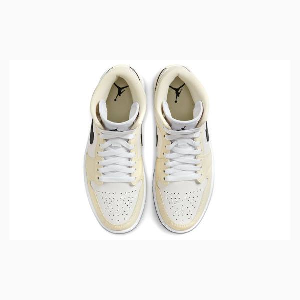 Nike Mid Coconut Milk Koripallokengät Naisten Air Jordan 1 Valkoinen Mustat | JD-380NB
