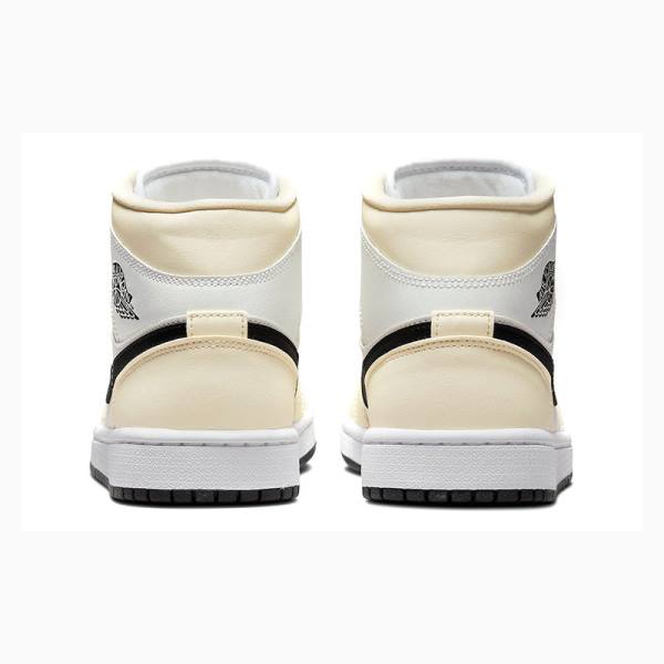 Nike Mid Coconut Milk Koripallokengät Naisten Air Jordan 1 Valkoinen Mustat | JD-380NB