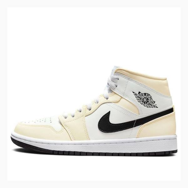 Nike Mid Coconut Milk Koripallokengät Naisten Air Jordan 1 Valkoinen Mustat | JD-380NB