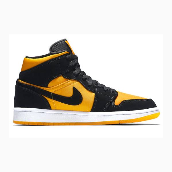 Nike Mid Koripallokengät Miesten Air Jordan 1 Kultaiset Mustat | JD-035CD