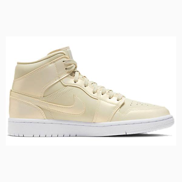 Nike Mid SE Goose Feather Koripallokengät Naisten Air Jordan 1 Keltainen | JD-324IL