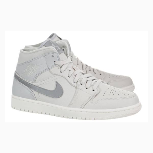 Nike Mid SE Light Bone Koripallokengät Miesten Air Jordan 1 Hopea | JD-135GE