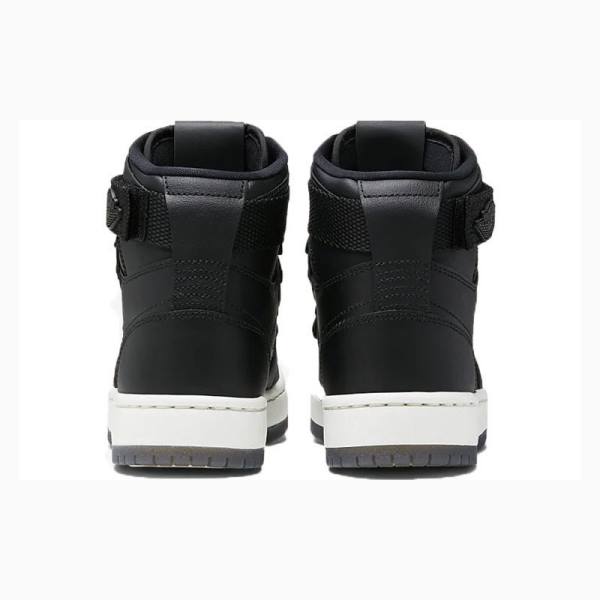 Nike NOVA XX JORDAN LEGACY Koripallokengät Naisten Air Jordan 1 Mustat Valkoinen | JD-625DF