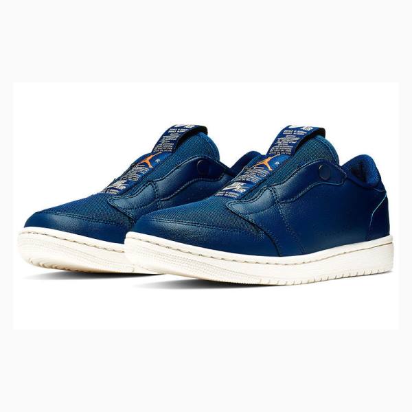 Nike RET Low SLIP JORDAN LEGACY Tennarit Naisten Air Jordan 1 Laivastonsininen | JD-492QI