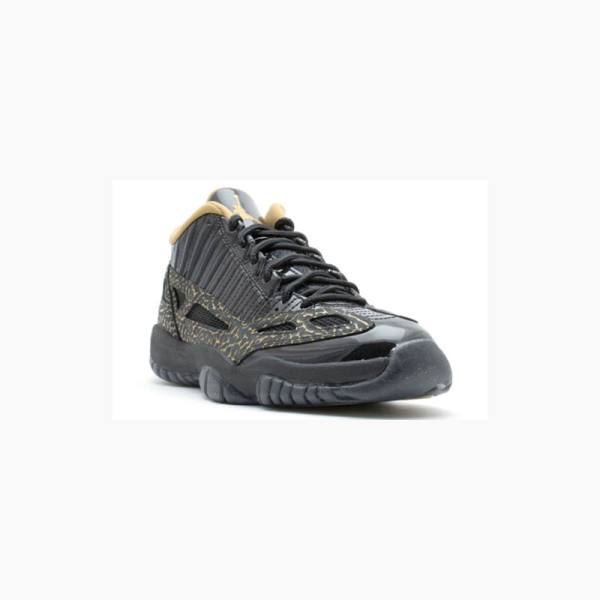 Nike Retro Low IE Tennarit Naisten Air Jordan 11 Mustat Kultaiset | JD-169XF