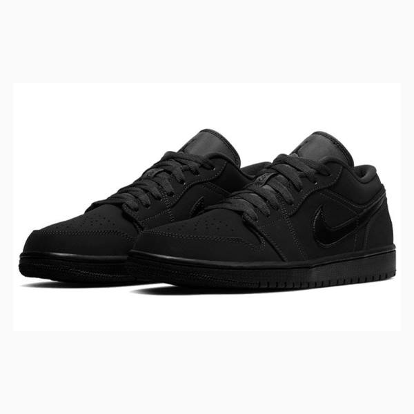 Nike Retro Low Triple Tennarit Miesten Air Jordan 1 Mustat | JD-710QA