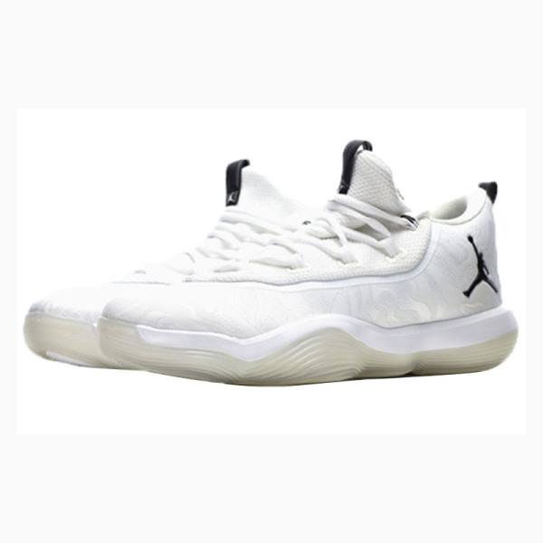 Nike SuperFly 2017 Low Tennarit Naisten Air Jordan Valkoinen Mustat | JD-746MW